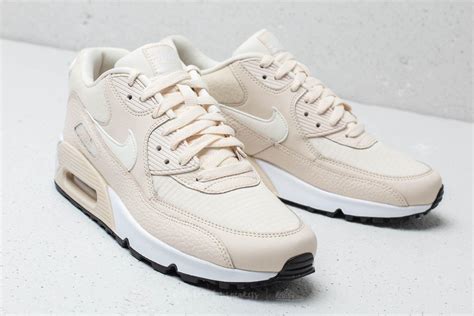 nike air max damen creme white|Air Max shoes for women.